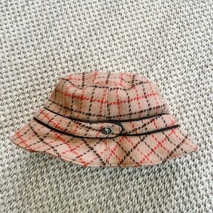 Vintage Coach Wool Bucket Hat – Plaid with classic coach twist buckle – Women’s